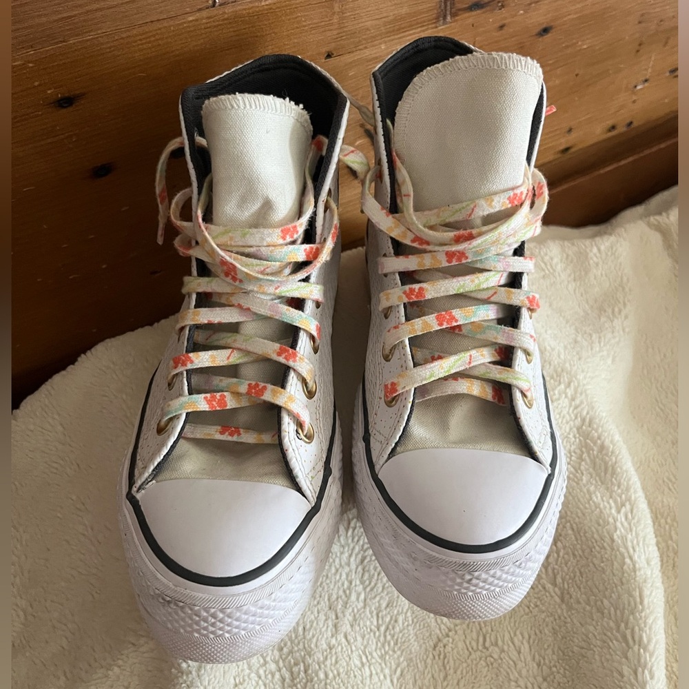 Converse White Textured High-Tops with Multicolor Laces - Picture 12 of 13